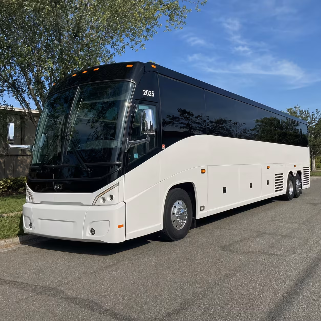 charter bus rentals for davie church retreats and overnight trips