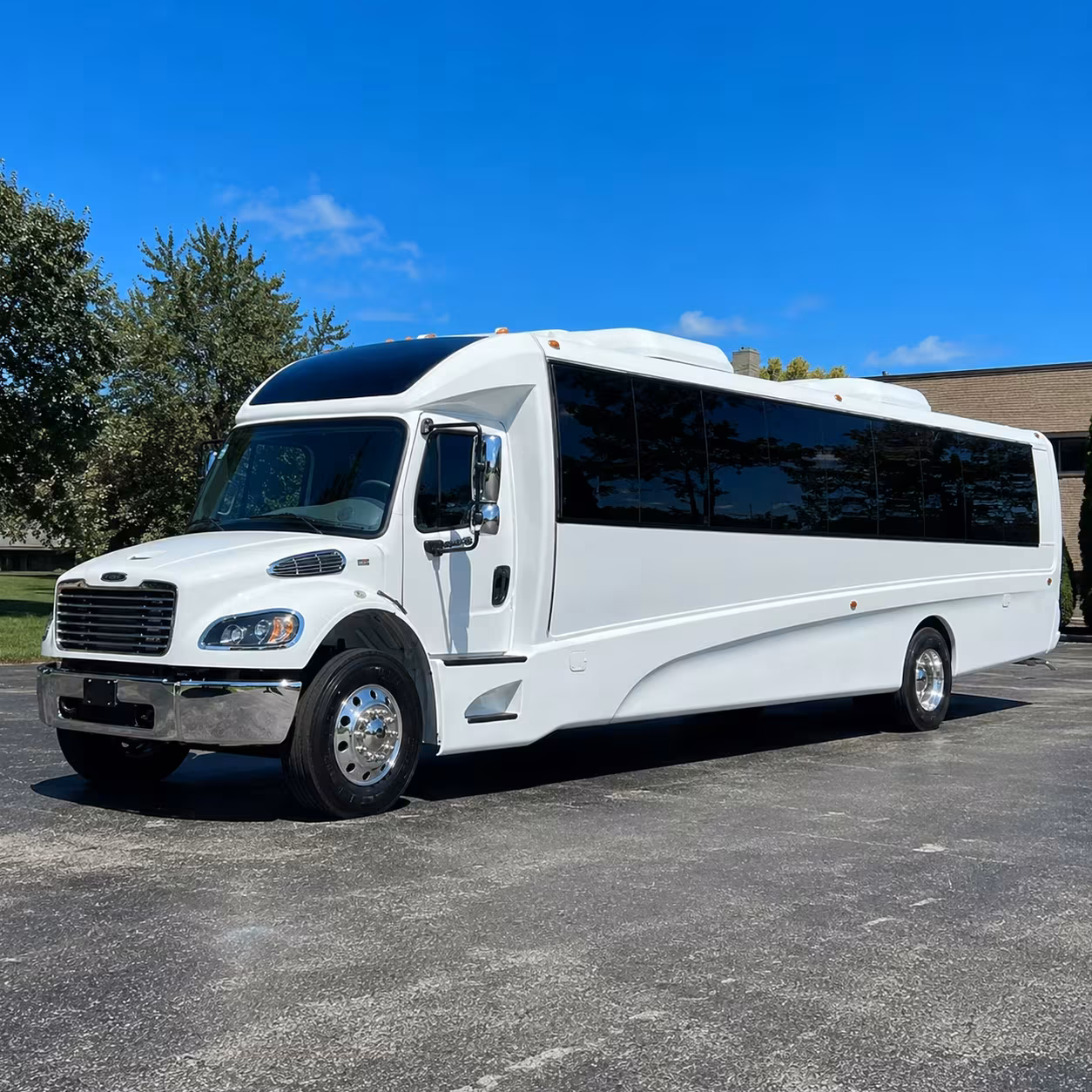 group minibus rentals in davie for any airport trip